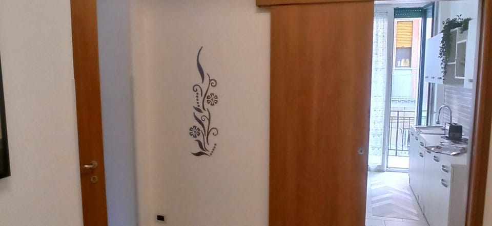 Lobby or reception, Internal: Not applicable to any particular room