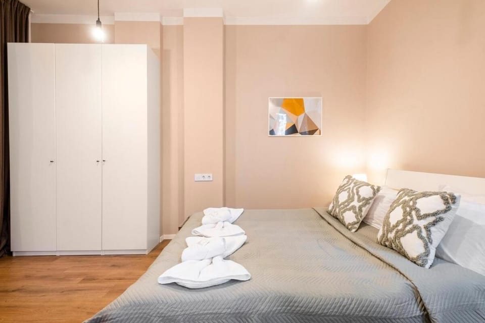 Bed, Bedroom, wardrobe