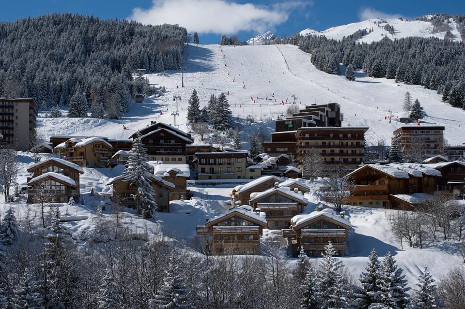 Skiing