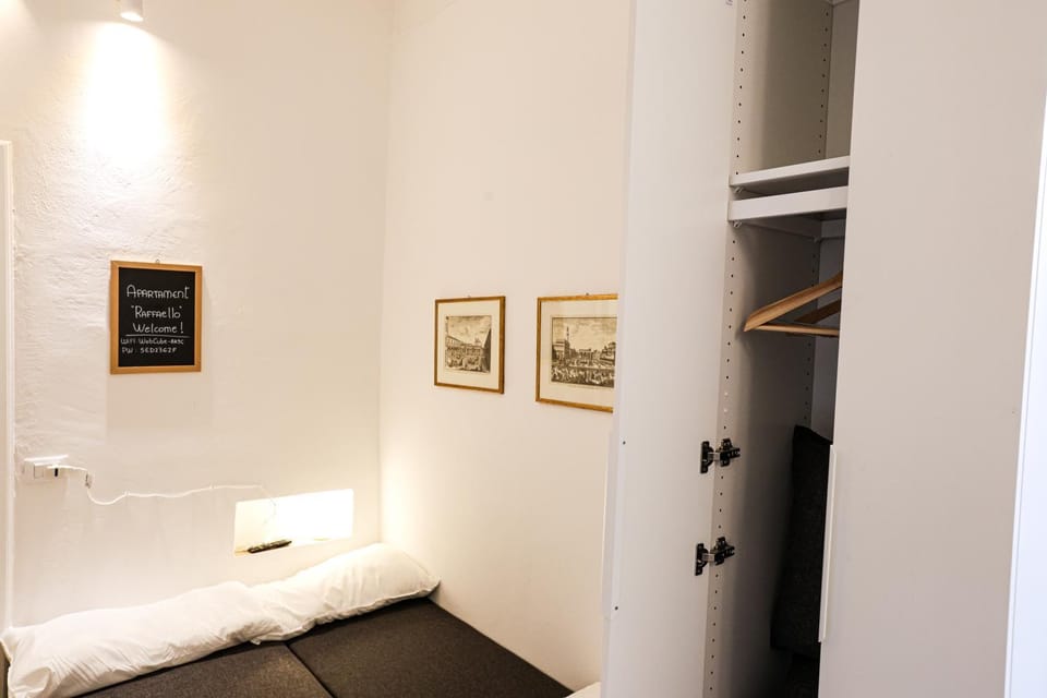 Raffaello studio flat Apartment in Florence