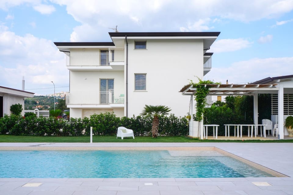 Property building, Swimming pool