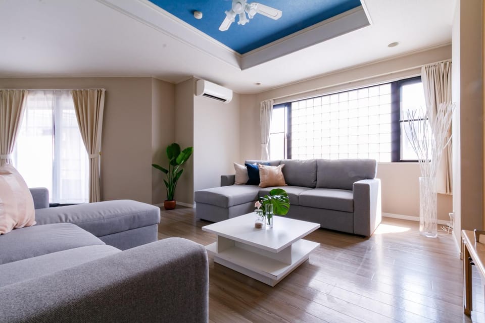 ELLE Namba Villa Apartment in Osaka