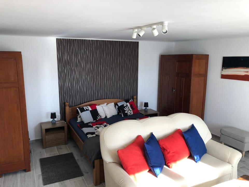 Leander Apartman Balatonakali Apartment in Hungary