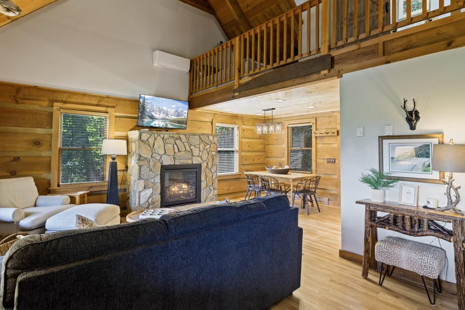 Ridgeview House in Watauga