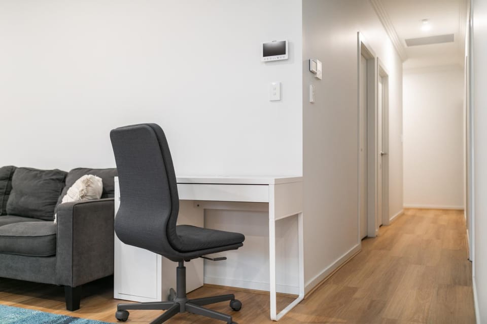 Modern Share house, Tranquil small room, 4km to beach Vacation rental in Adelaide