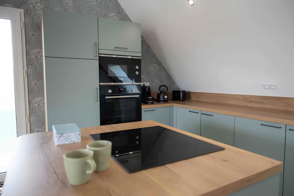 Kitchen or kitchenette, Living room