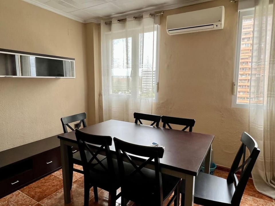 Bonito y grande apartamento cerca de la playa Apartment in Valencia