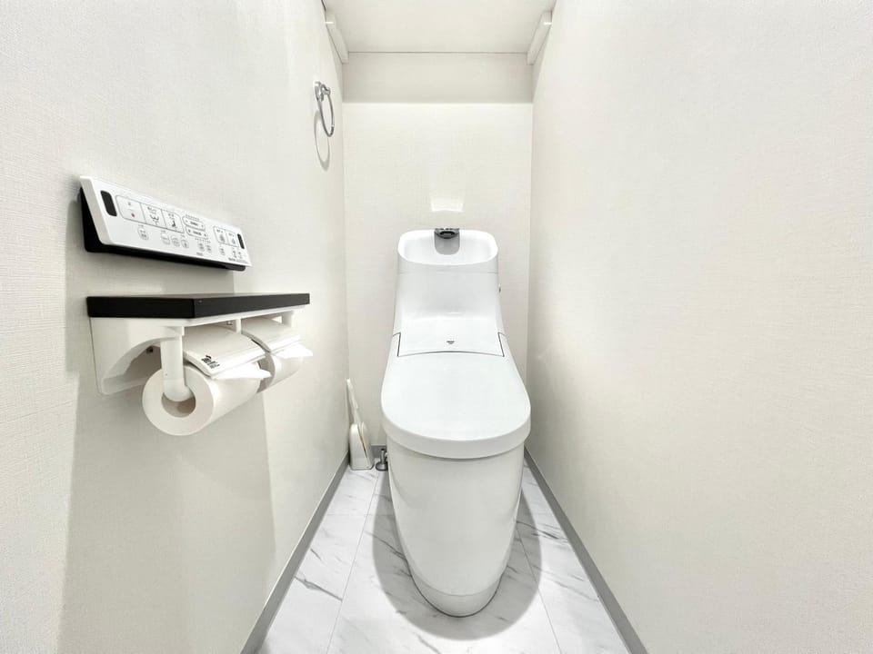 Toilet