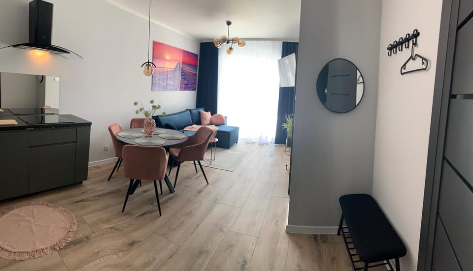 Kitchen or kitchenette, Living room, Seating area, Dining area, hair dresser, minibar