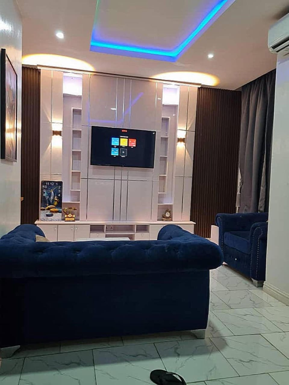 Lounge or bar