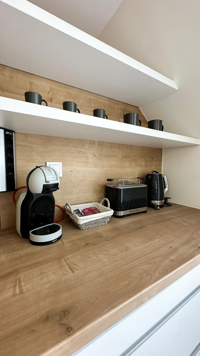 Coffee/tea facilities, Kitchen or kitchenette, toaster