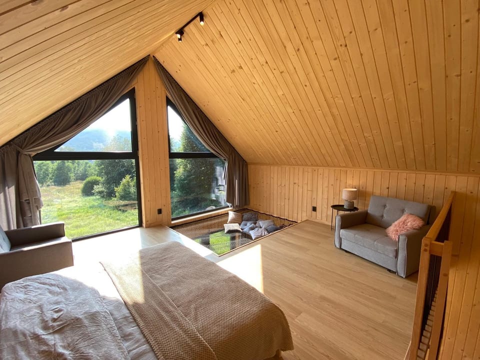 Love Wysove House in Lesser Poland Voivodeship