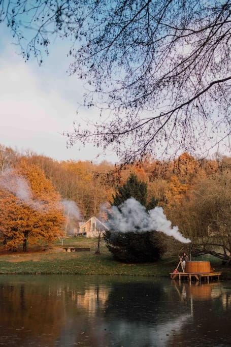 Casa Moon & son bain nordique sur le lac Villa in Normandy