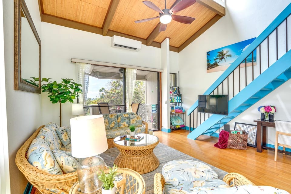 Downtown Kailua-Kona Condo with Pool and Views Apartment in Holualoa