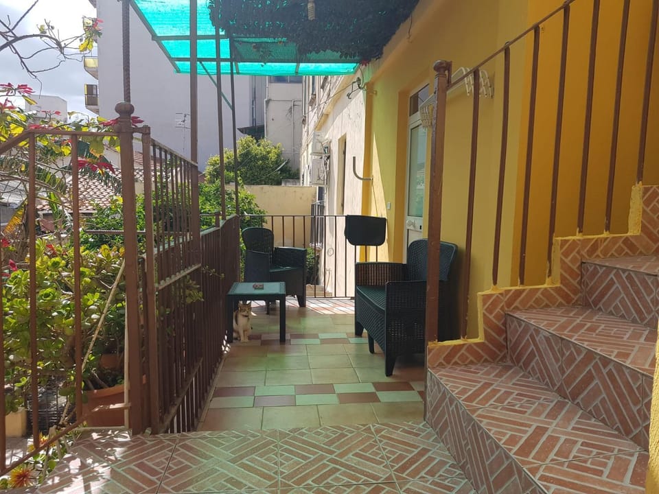 Property building, Balcony/Terrace