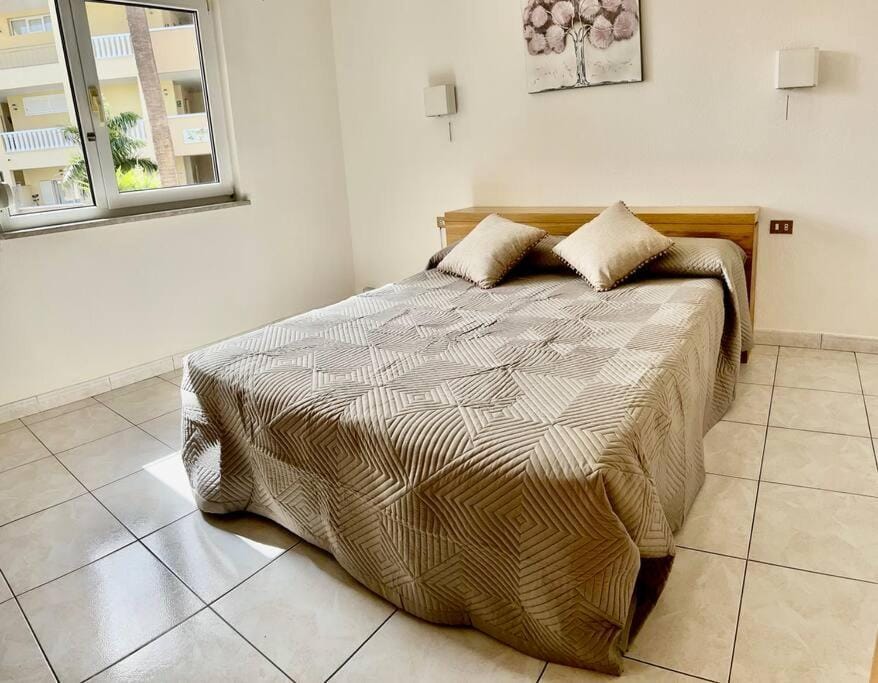 Chayofa Sunset Apartment, Wi-fi and Swimming Pool Apartment in Abona