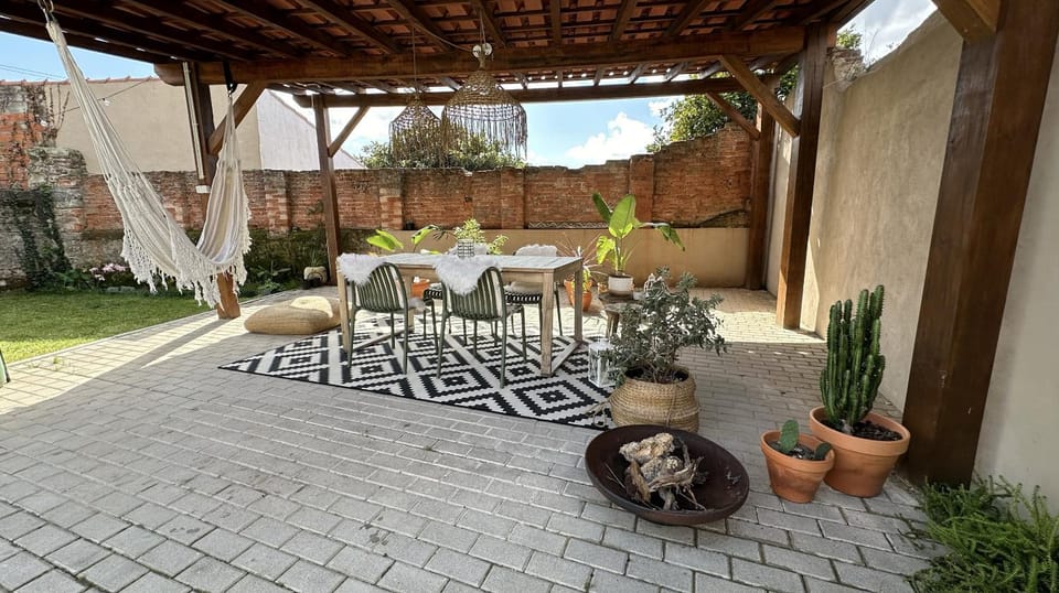 Patio, Day, Garden, Dining area, Garden view