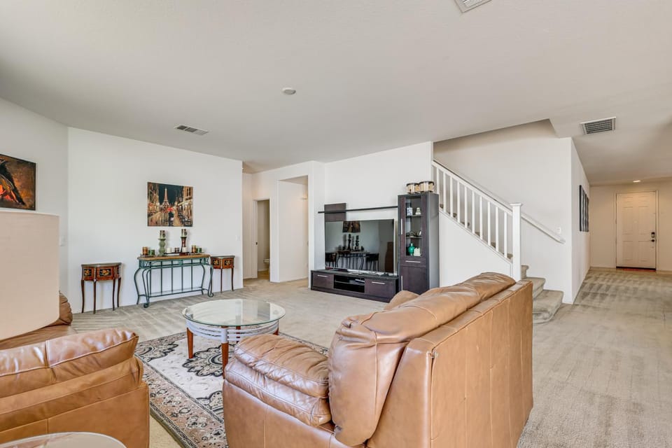 Large Menifee Home 1 Block to Neighborhood Park! House in Menifee