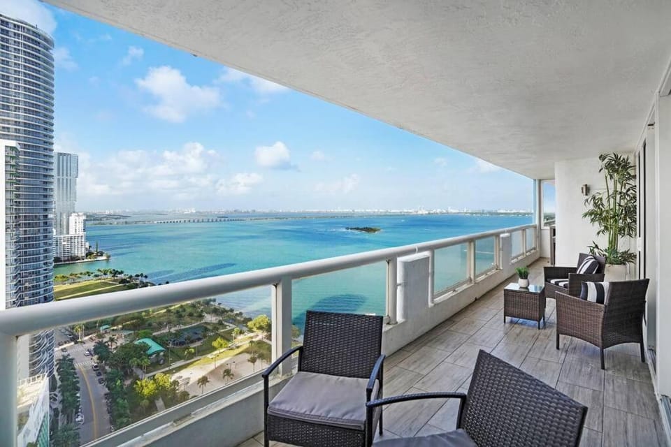 View (from property/room), Balcony/Terrace, Sea view