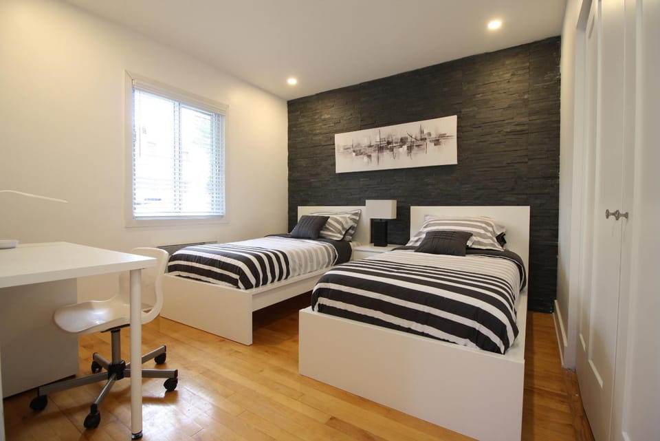 Luxueux - Deco moderne, Rosemont Apartment in Laval