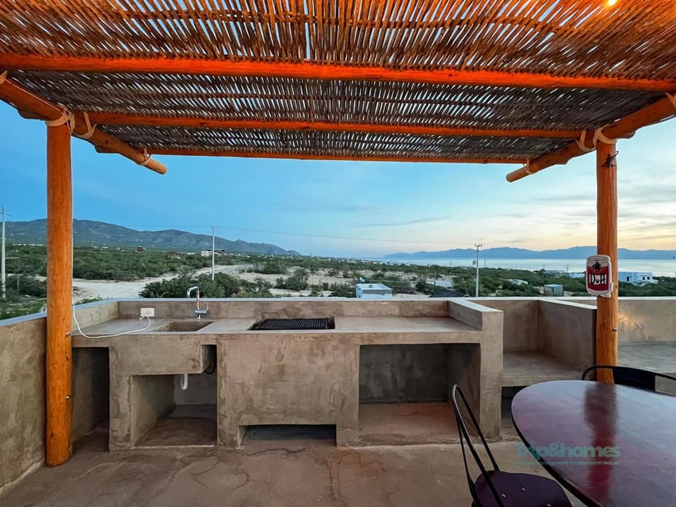 Patio, Day, Natural landscape, View (from property/room), Balcony/Terrace, Mountain view, Sea view