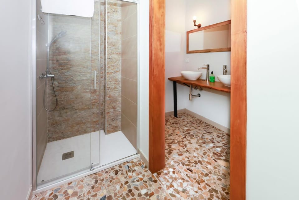 Shower, Bathroom