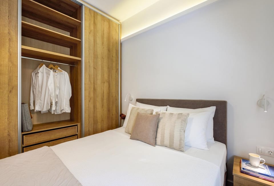 Bed, Photo of the whole room, Bedroom, wardrobe
