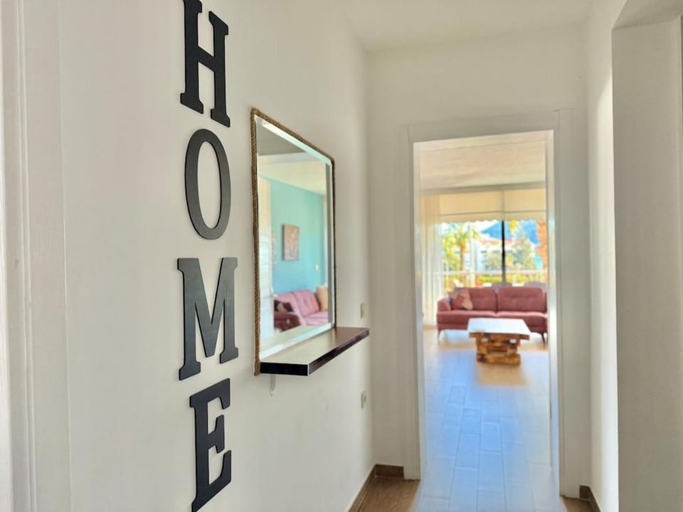 Deniz Manzaralı, Plaja 100 Metre, Luks Daire 1 Apartment in Marmaris