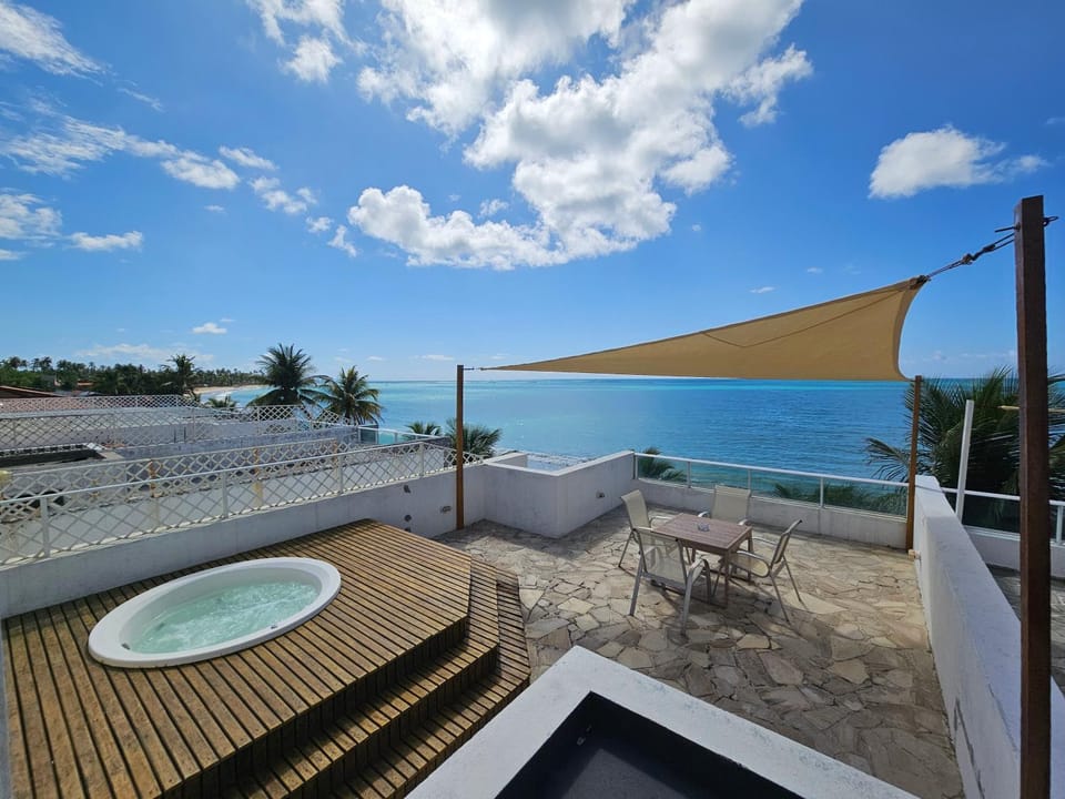 Patio, Natural landscape, View (from property/room), Balcony/Terrace, Seating area, Dining area, Sea view