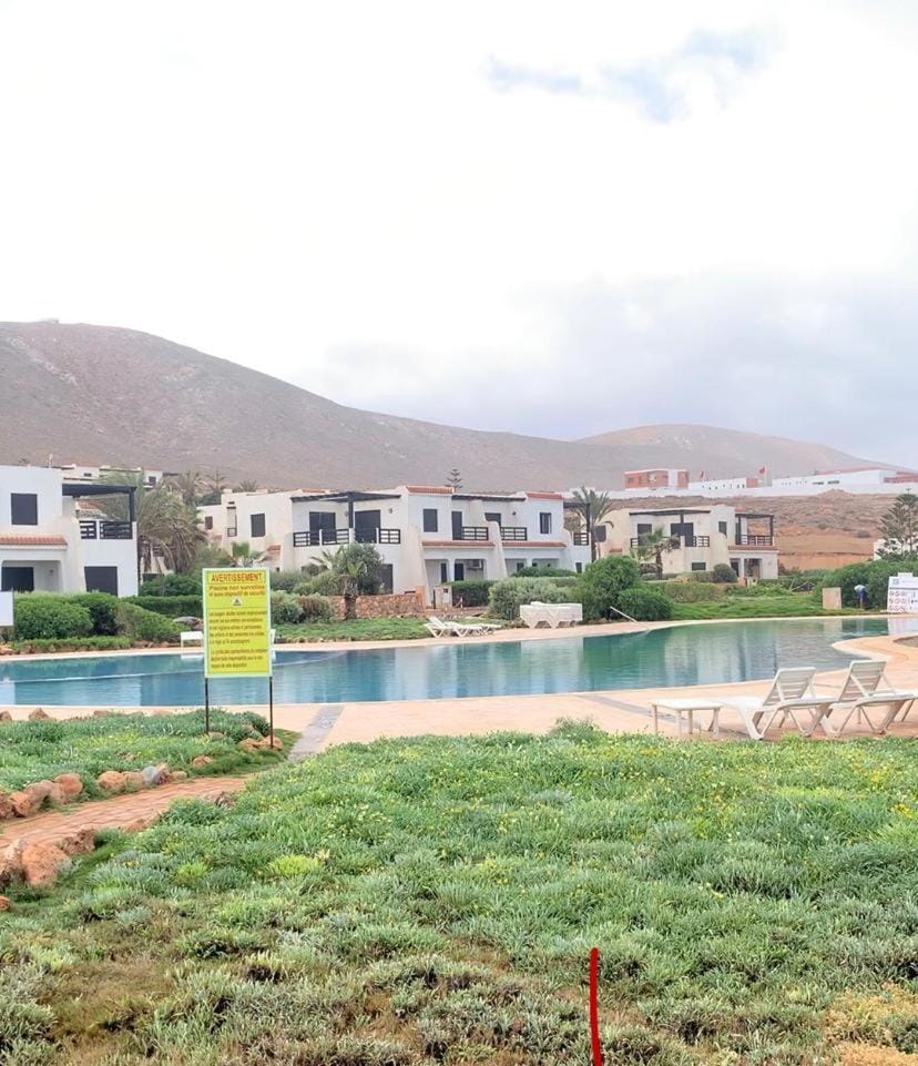 Property building, Spring, Day, Natural landscape, Mountain view, Pool view, Swimming pool