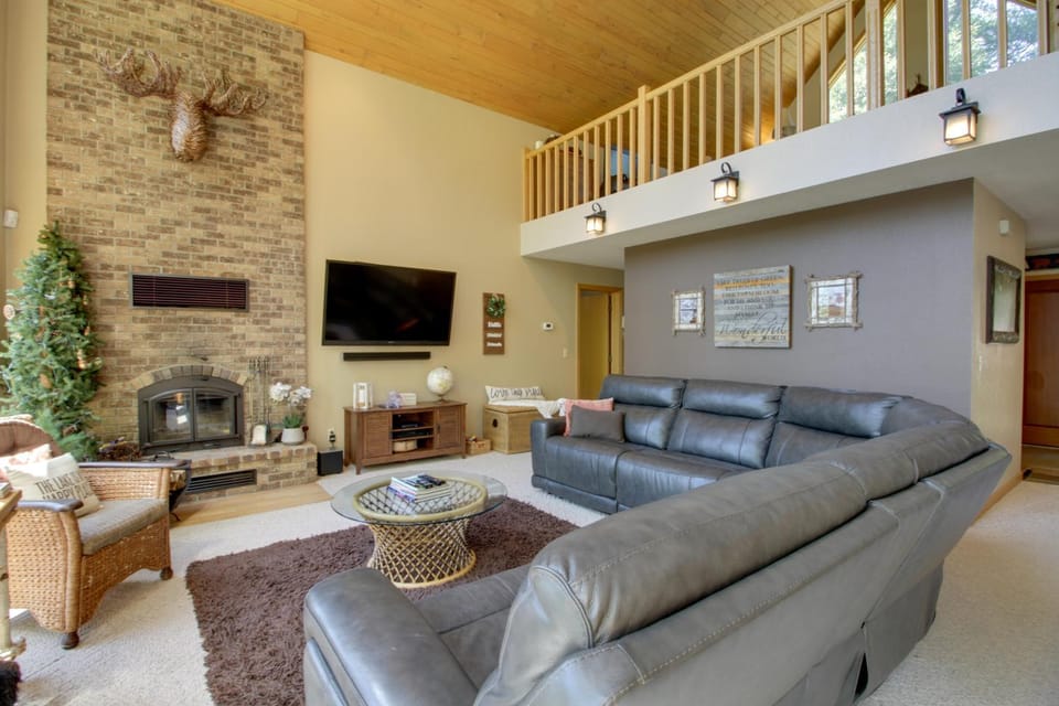 Lakefront Brainerd Cabin w/ Fireplace! Cabin in Minnesota