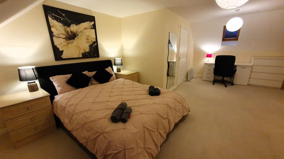 Bed, Photo of the whole room