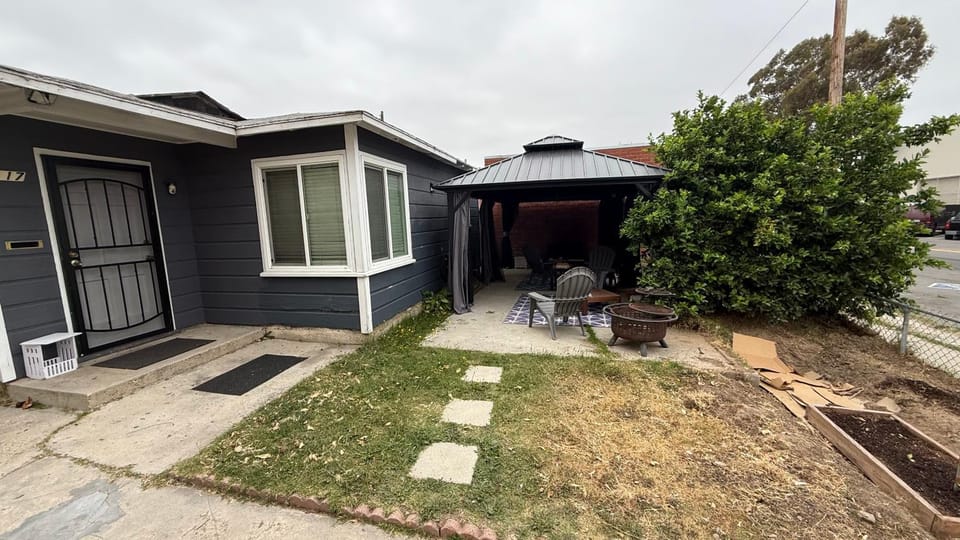 Property building, Garden view, Street view