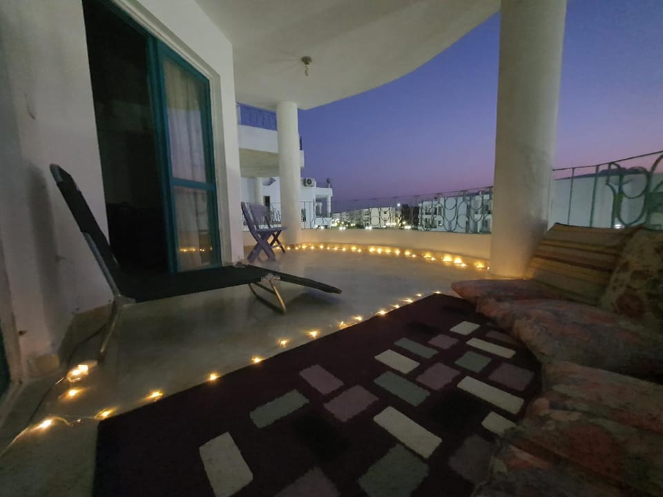 Night, Balcony/Terrace