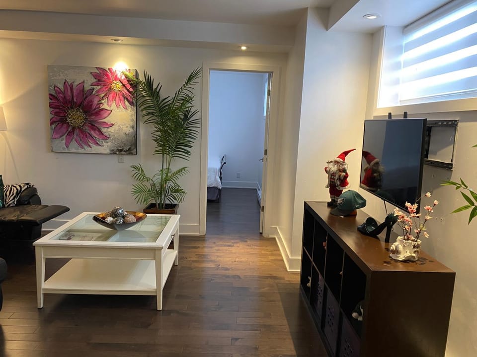 Beautiful private full condo Apartment in Brossard
