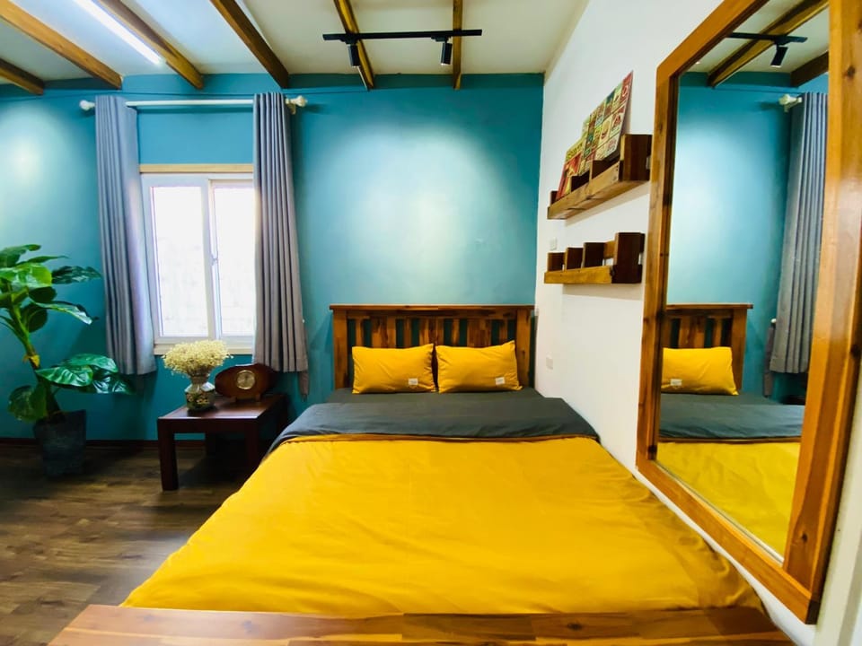 Penthouse/3BR/Terrace/Hot tub/2WC/2' to Hoankiem Lake & Ta Hien Beer street Apartment in Hanoi