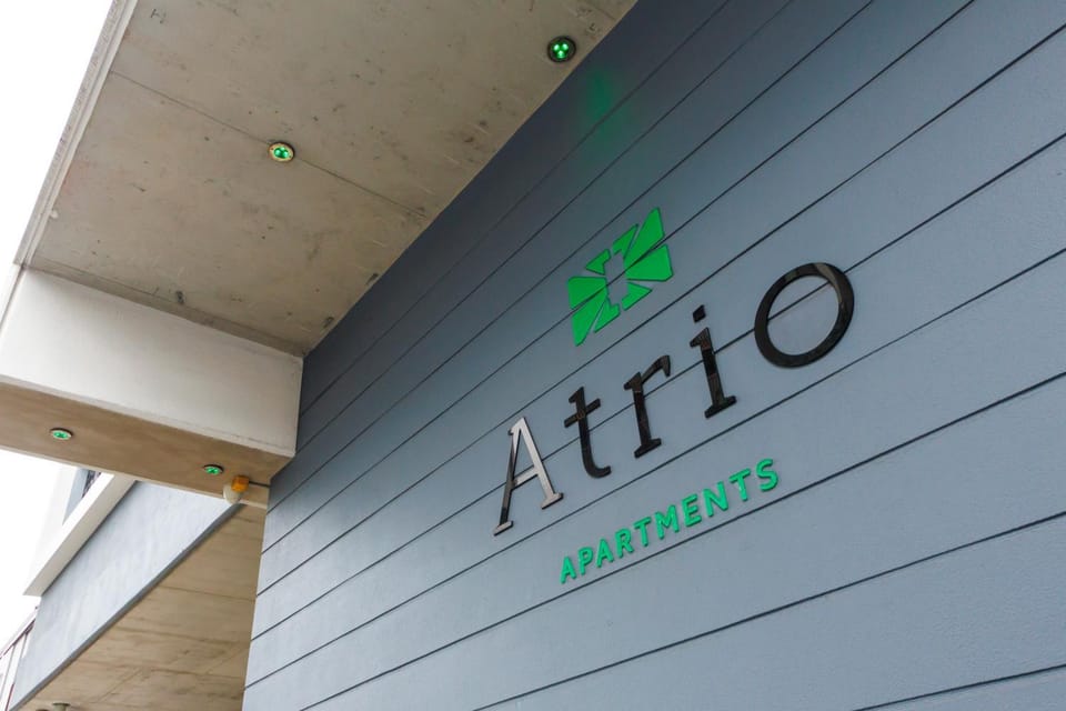 Property building, Facade/entrance, Property logo or sign
