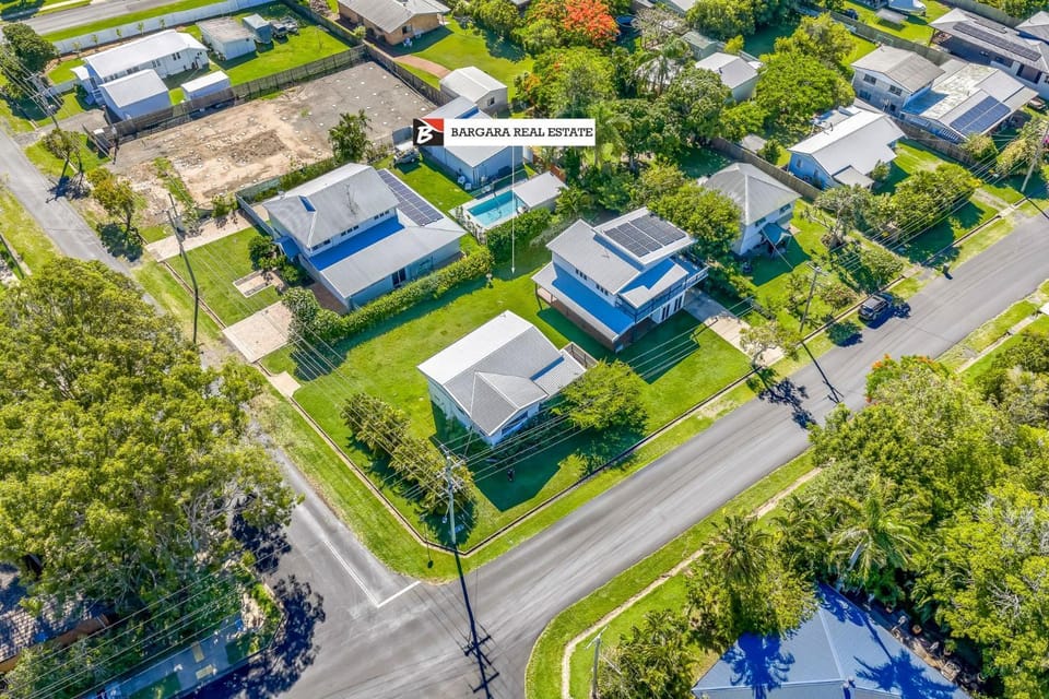 The Cottage 16 Clarke Street Bargara House in Bargara