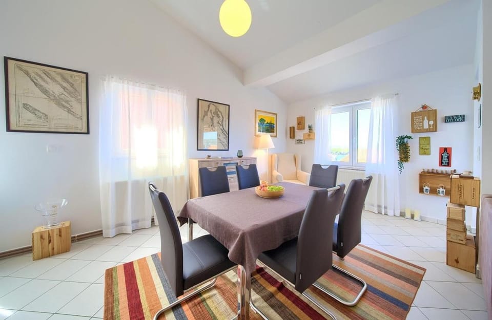 Sea & Wine Apartment with Terrace & Scenic Sea View, Punat Apartment in Primorje-Gorski Kotar County