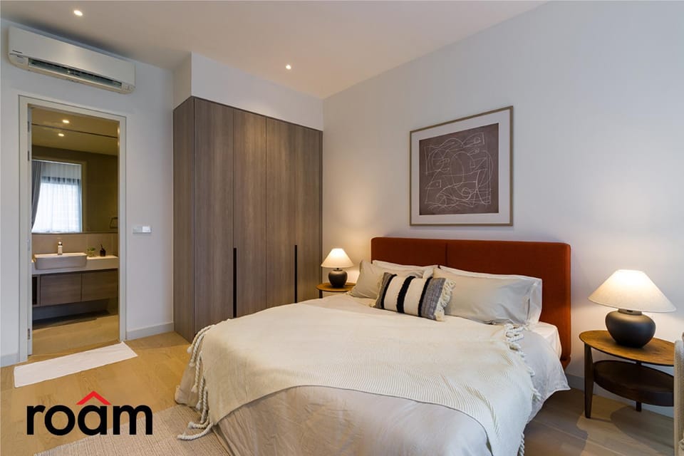Bed, Bedroom, wardrobe, air conditioner