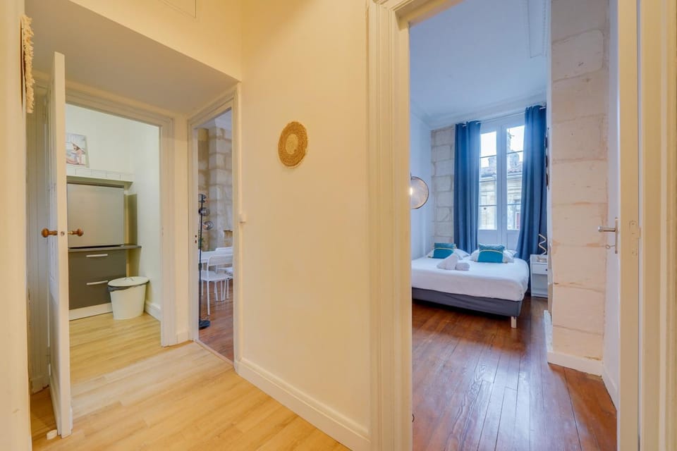 Le Bon Pasteur - Joli T2 Place de la Victoire Apartment in Bordeaux