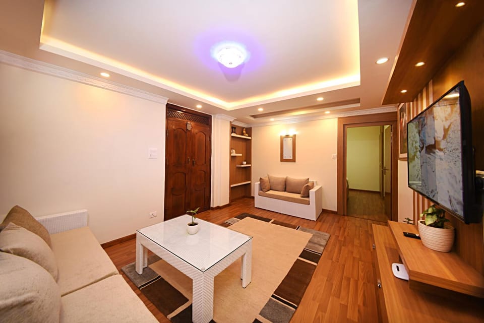 Communal lounge/ TV room, TV and multimedia, Living room, Seating area