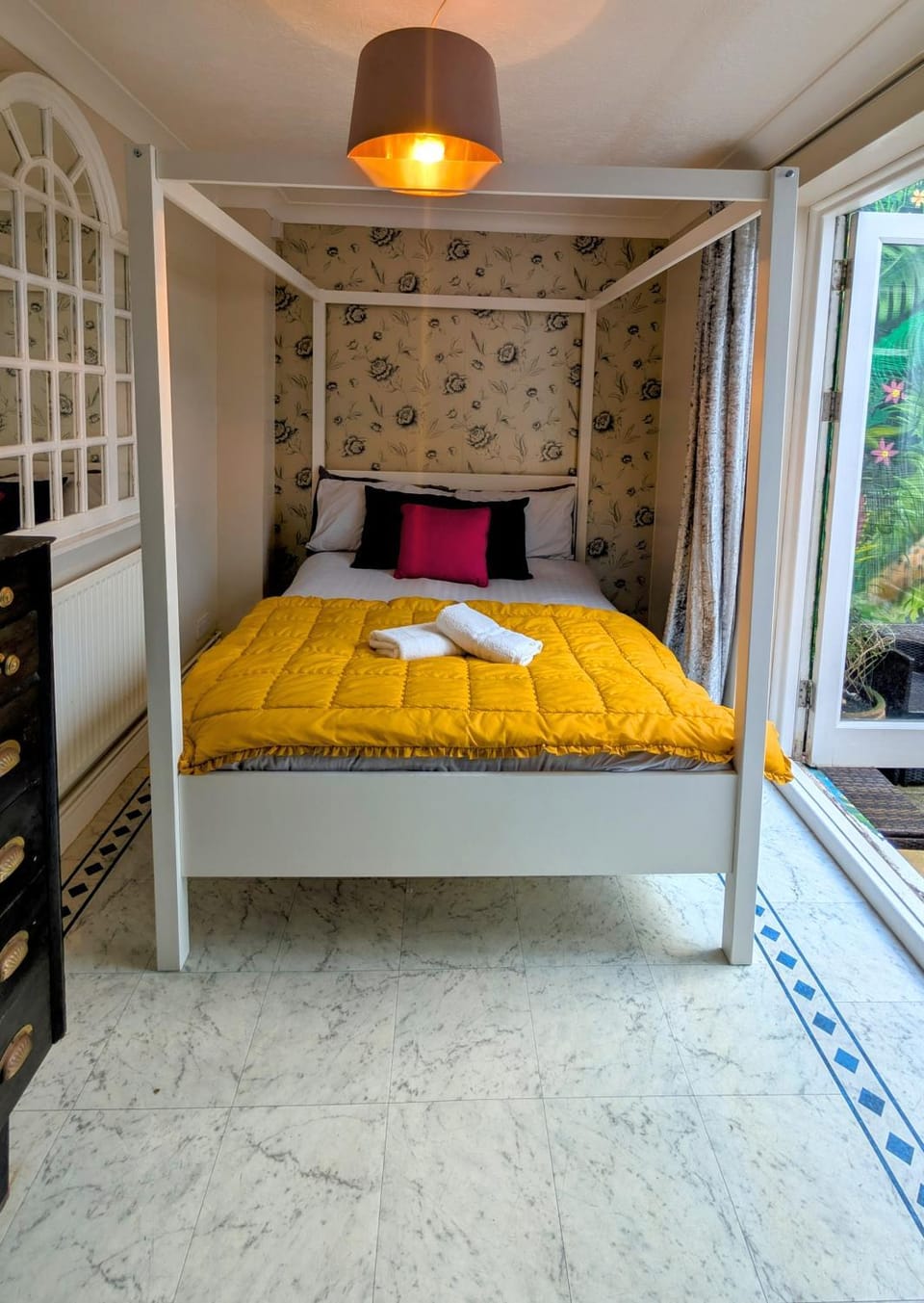 The Brighton Parlour with Hot Tub House in Brighton