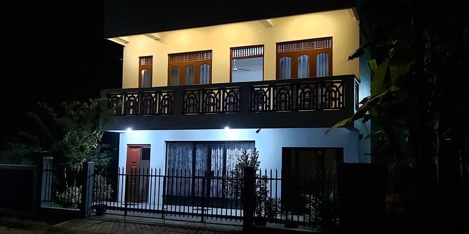 Property building, Night, View (from property/room), Balcony/Terrace