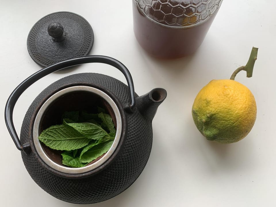 Coffee/tea facilities, Internal: Not applicable to any particular room