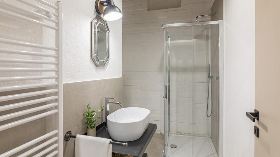 CASALE THE PLACE 6&2, Emma Villas Villa in Umbria