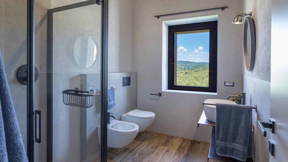 CASALE THE PLACE 6&2, Emma Villas Villa in Umbria