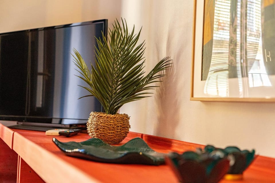 TV and multimedia, Decorative detail, Bedroom