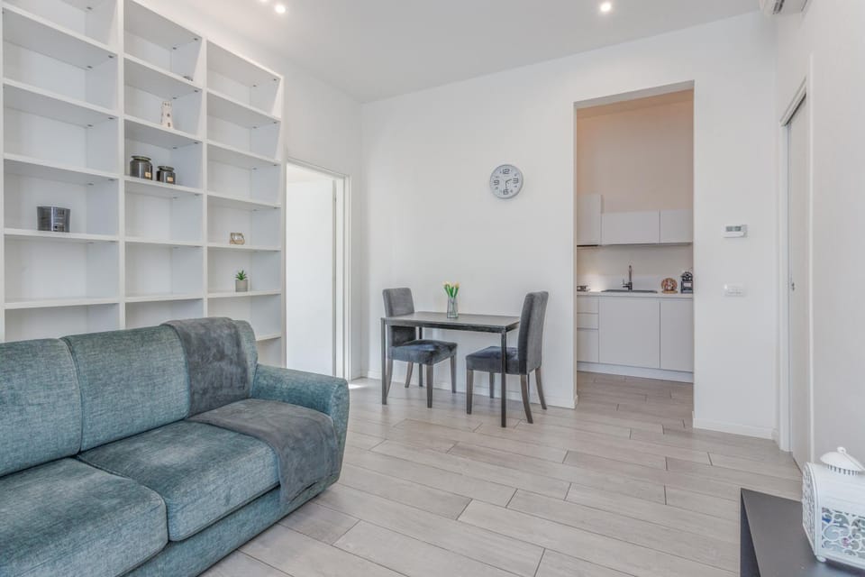 Urban Comfort Stay near Ferrari museum & Railway Apartment in Modena