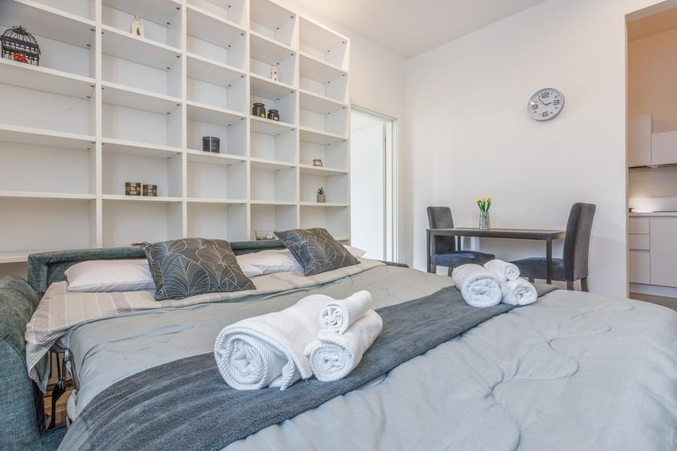 Urban Comfort Stay near Ferrari museum & Railway Apartment in Modena